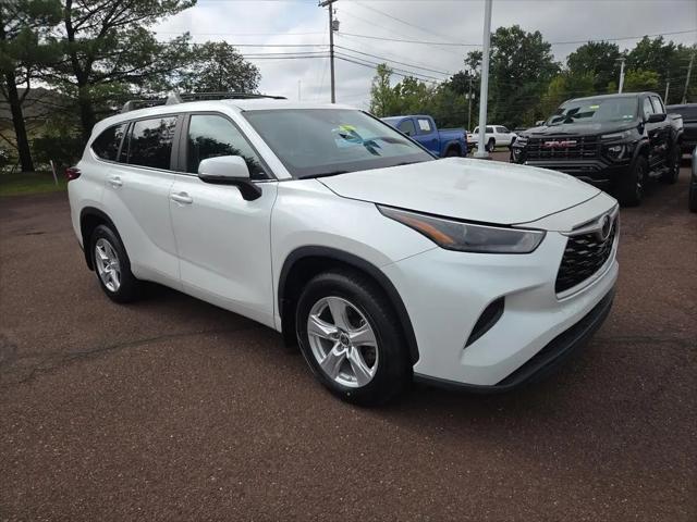 2023 Toyota Highlander L for sale in Hatfield, PA