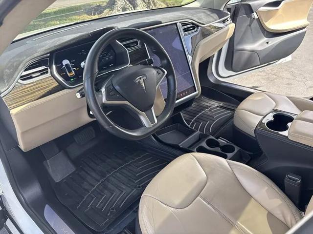 2015 Tesla Model S 70