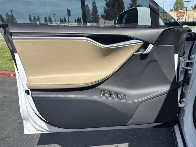 2015 Tesla Model S 70