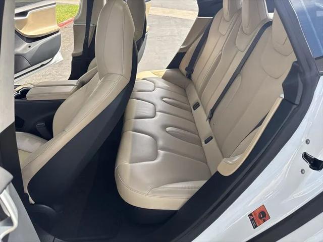 2015 Tesla Model S 70