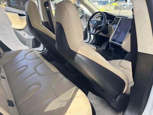 2015 Tesla Model S 70