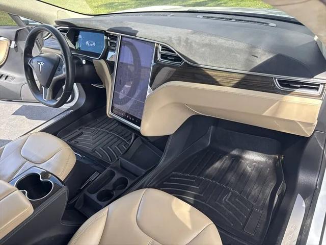 2015 Tesla Model S 70