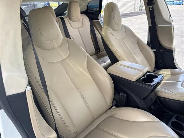 2015 Tesla Model S 70