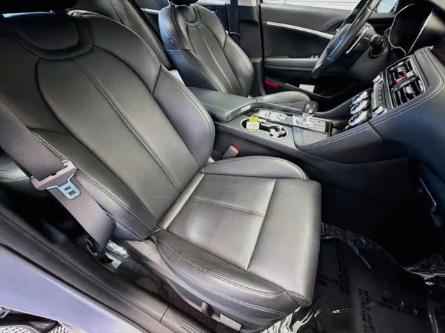2022 Genesis G70 2.0T RWD