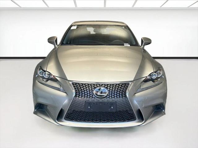 2016 Lexus IS 200t 200t