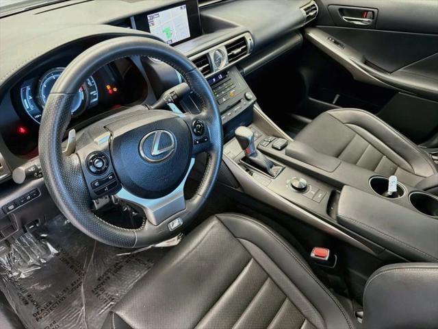 2016 Lexus IS 200t 200t