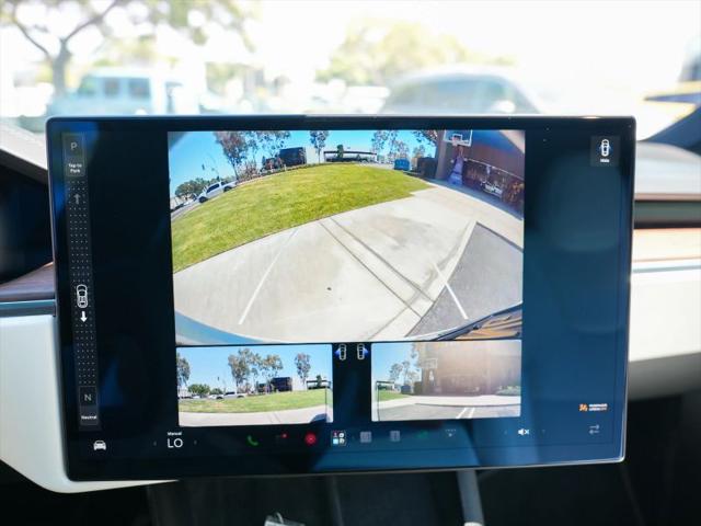 2023 Tesla Model X Standard Range