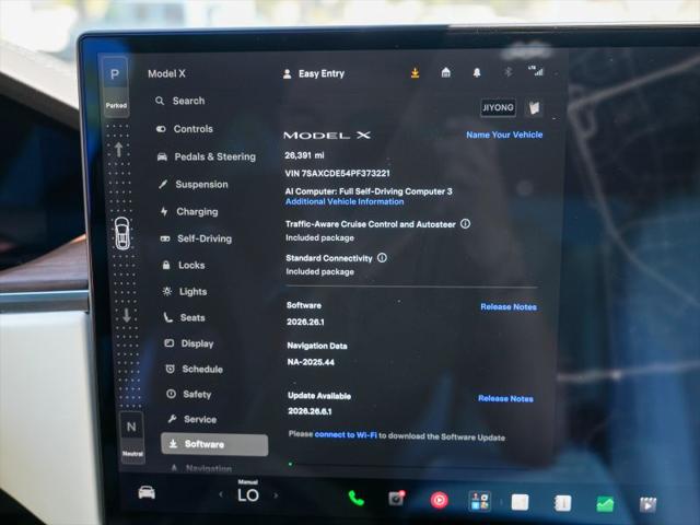 2023 Tesla Model X Standard Range