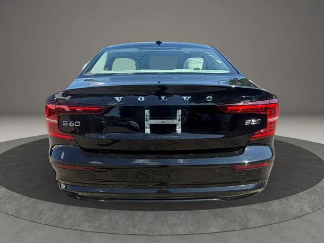 2023 Volvo S60 B5 Core Dark Theme
