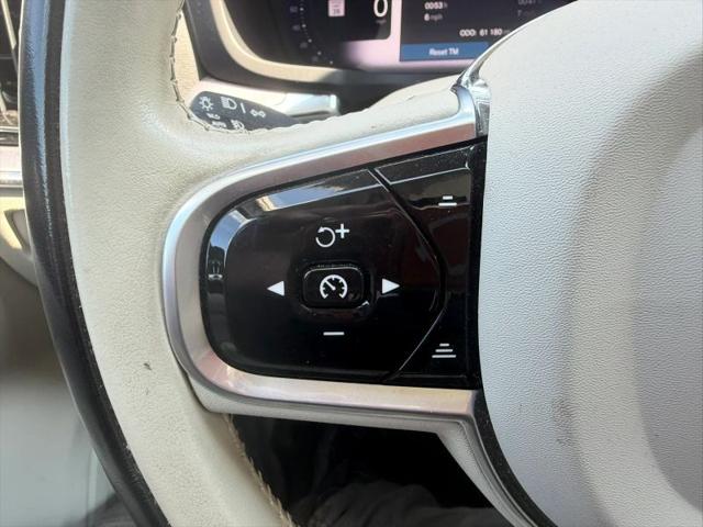 2023 Volvo S60 B5 Core Dark Theme