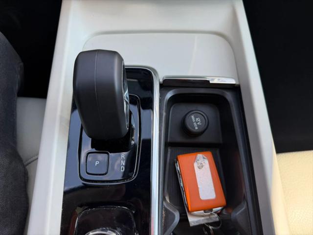 2023 Volvo S60 B5 Core Dark Theme