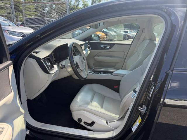 2023 Volvo S60 B5 Core Dark Theme