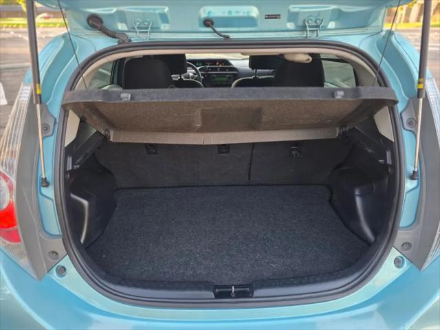 2013 Toyota Prius c Two