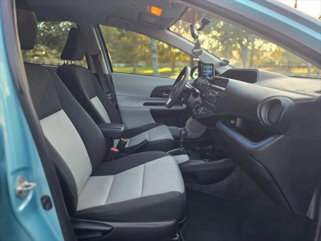2013 Toyota Prius c Two