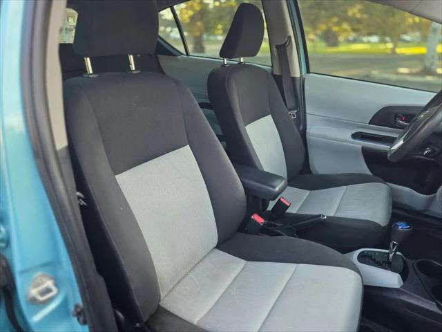 2013 Toyota Prius c Two