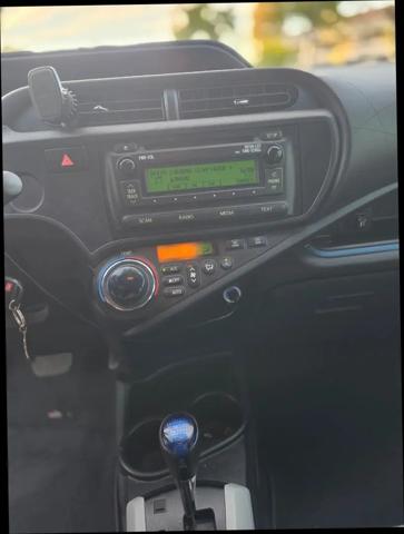 2013 Toyota Prius c Two