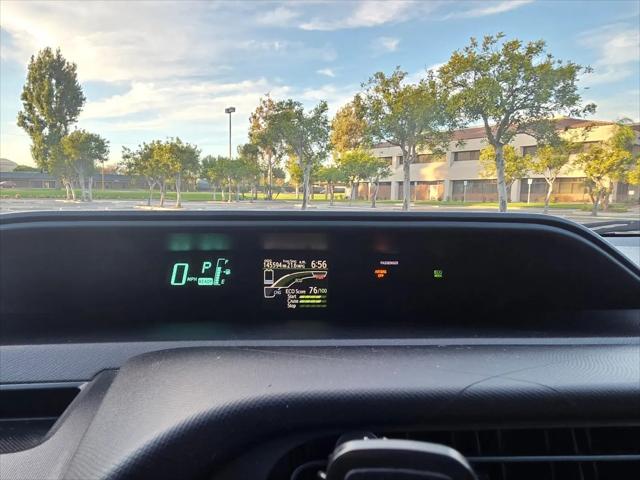 2013 Toyota Prius c Two