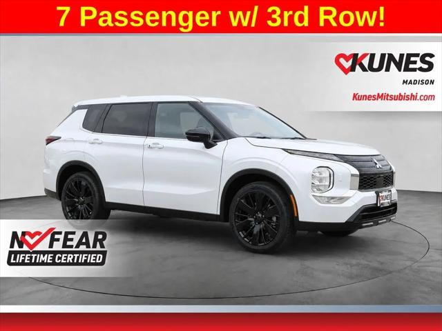 2026 Mitsubishi Outlander SE 2.5 S-AWC for sale in Madison, WI