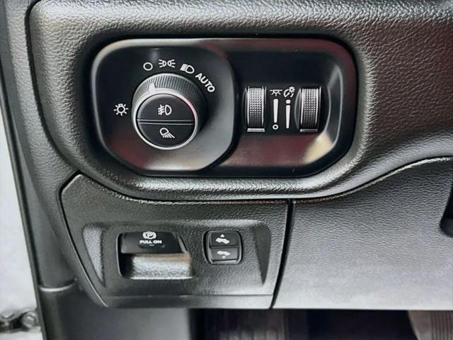 2025 Ram 1500 Big Horn Crew Cab 4x4 57 Box
