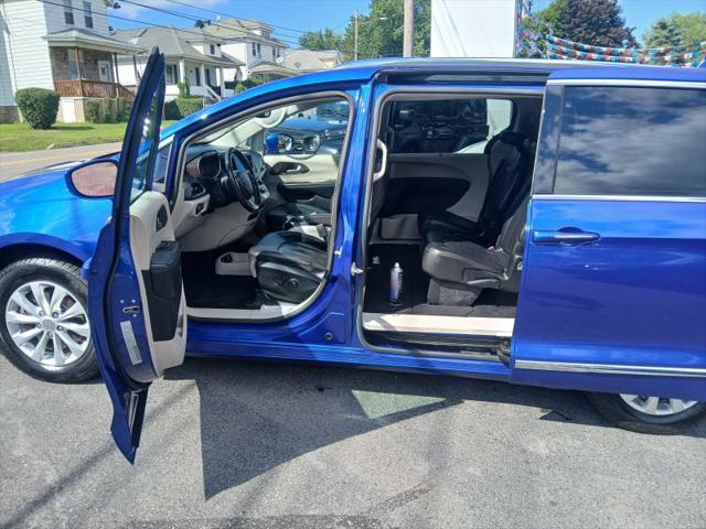 2019 Chrysler Pacifica Touring L