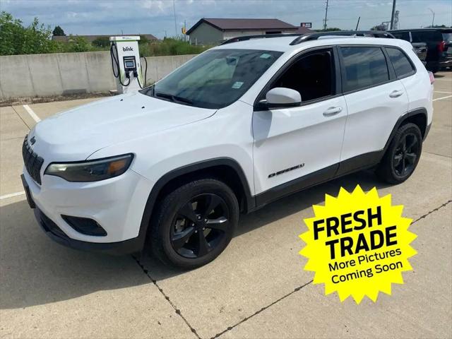 2020 Jeep Cherokee Altitude 4x4 for sale in Charles City, IA