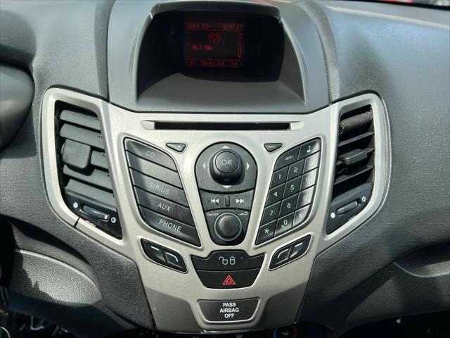2012 Ford Fiesta SES