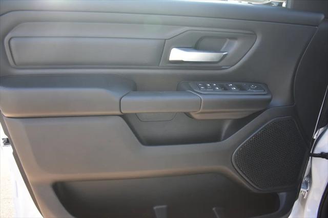 2026 Ram 1500 Tradesman Crew Cab 4x4 57 Box