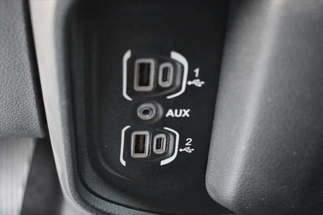 2026 Ram 1500 Tradesman Crew Cab 4x4 57 Box