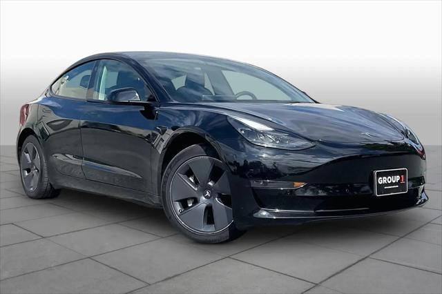 2022 Tesla Model 3 Rear-Wheel Drive