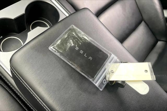 2022 Tesla Model 3 Rear-Wheel Drive