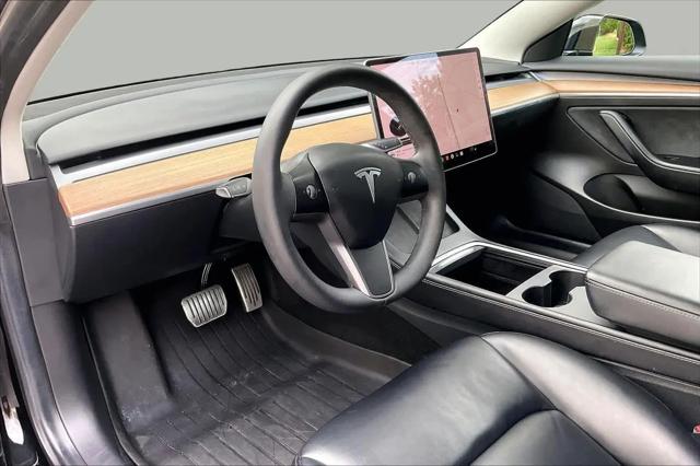 2022 Tesla Model 3 Rear-Wheel Drive