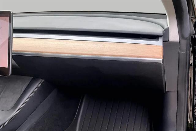2022 Tesla Model 3 Rear-Wheel Drive
