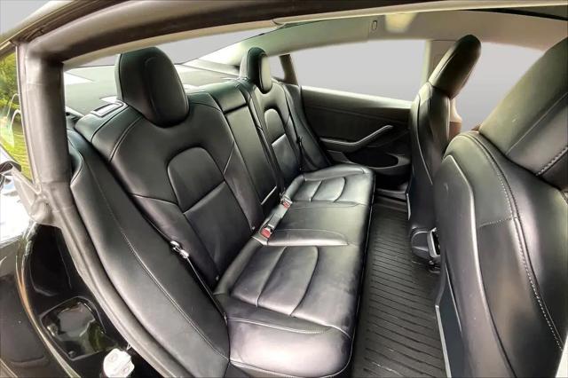 2022 Tesla Model 3 Rear-Wheel Drive