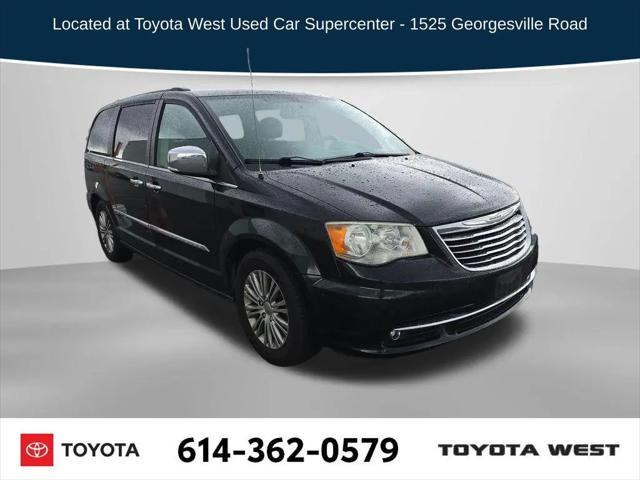 2013 Chrysler Town & Country for sale near Columbus, OH