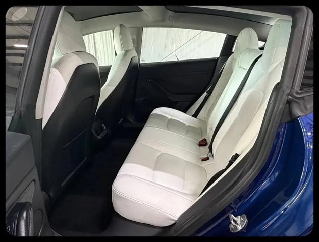 2022 Tesla Model 3 Long Range Dual Motor All-Wheel Drive