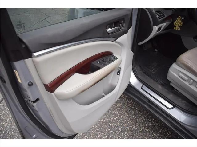 2016 Acura MDX Technology with Entertainment Package
