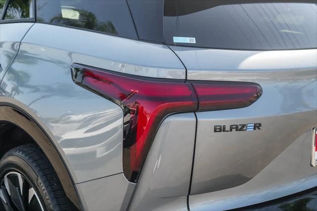 2024 Chevrolet V Blazer eAWD RS