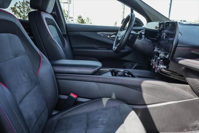 2024 Chevrolet V Blazer eAWD RS