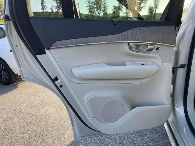 2021 Volvo XC90 T6 Inscription 7 Passenger