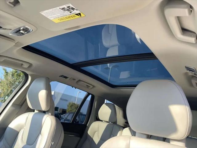 2021 Volvo XC90 T6 Inscription 7 Passenger