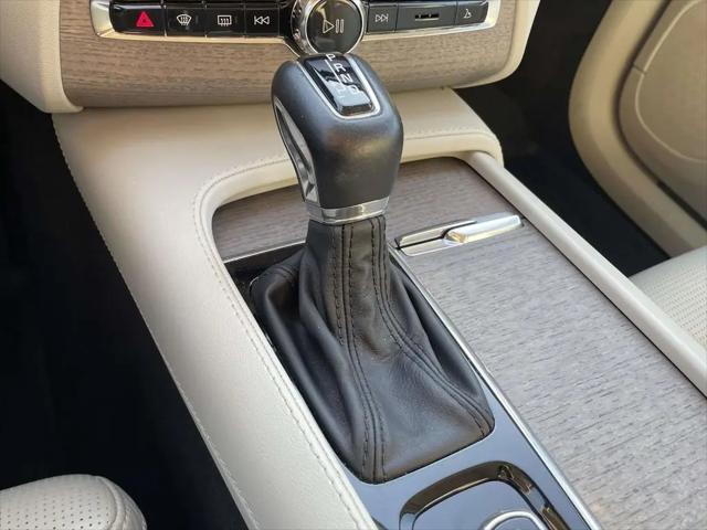 2021 Volvo XC90 T6 Inscription 7 Passenger