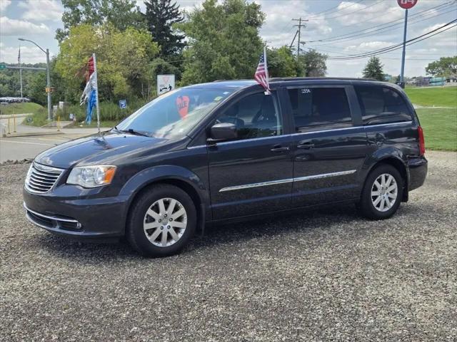 2014 Chrysler Town & Country Touring for sale in Mount Pleasant, PA