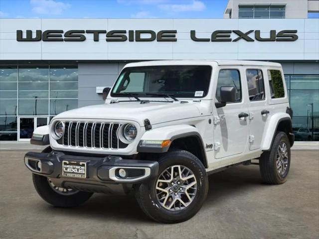 2025 Jeep Wrangler 4-Door Sahara 4x4 for sale in Houston, TX