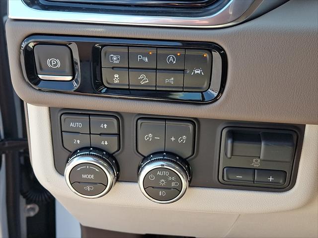 2026 GMC Yukon 4WD Denali