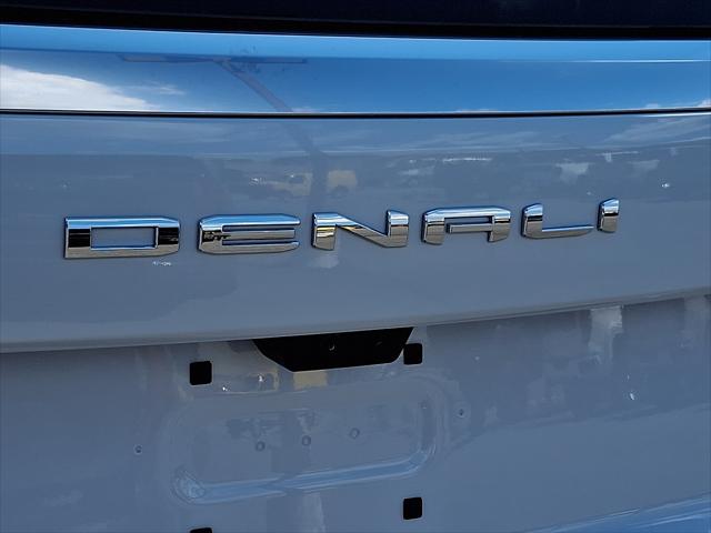 2026 GMC Yukon 4WD Denali