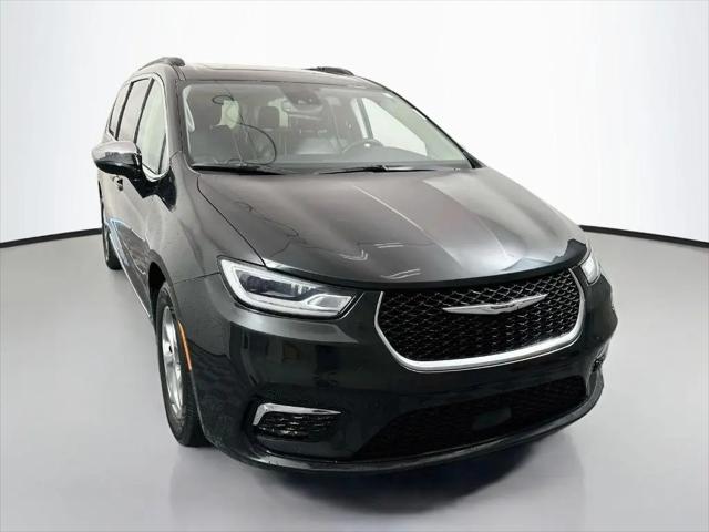 2023 Chrysler Pacifica Limited for sale in Shiloh, IL