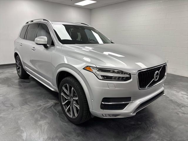 2017 Volvo XC90 T6 Momentum