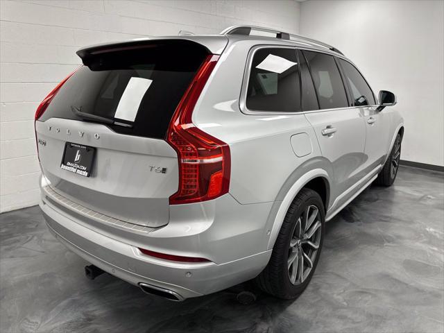 2017 Volvo XC90 T6 Momentum