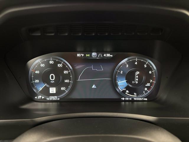 2017 Volvo XC90 T6 Momentum