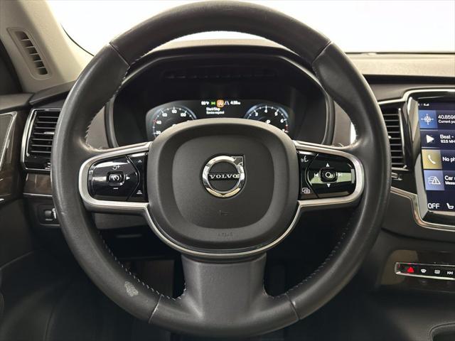 2017 Volvo XC90 T6 Momentum